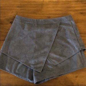 LF Indikah Suede Skort
